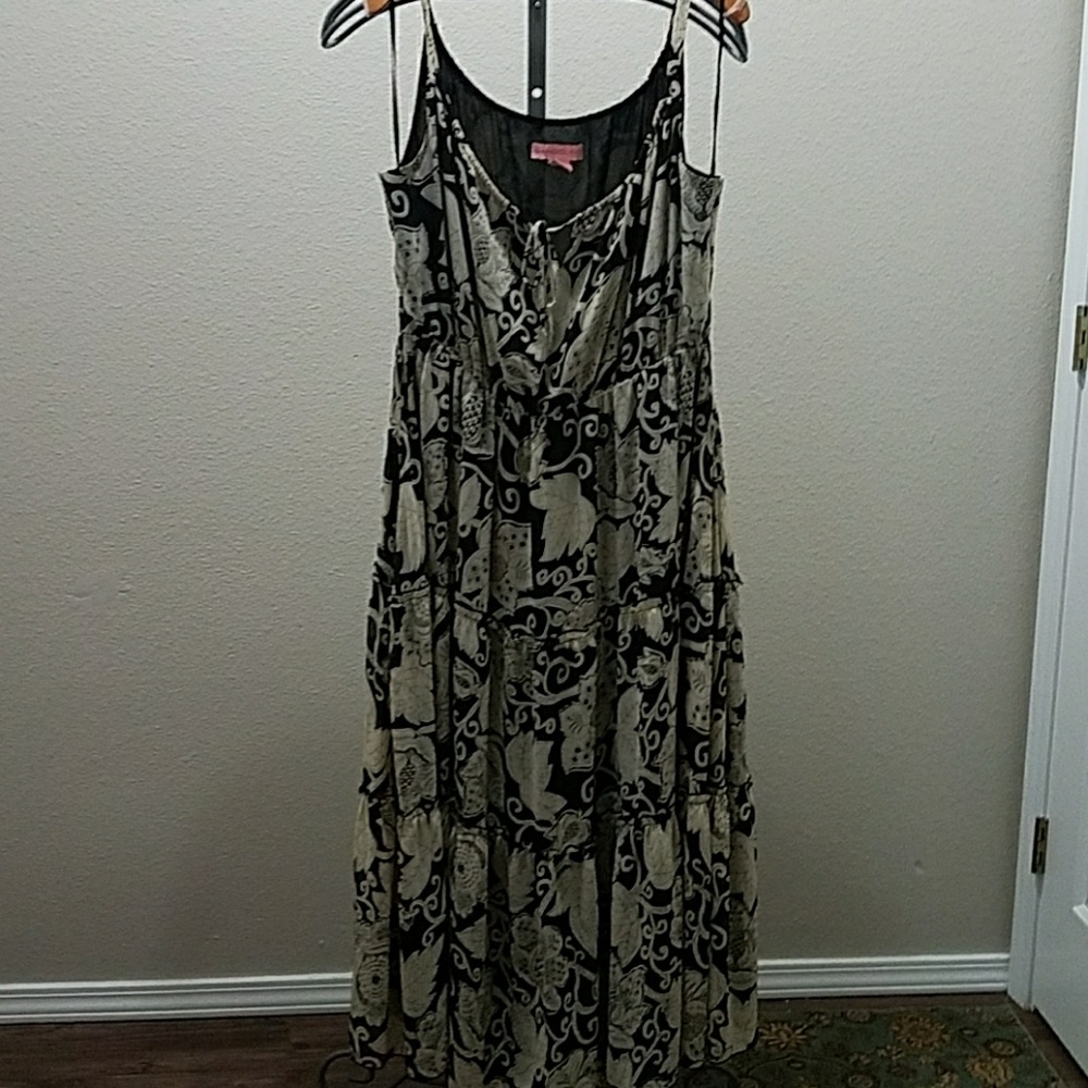 Beautiful bandolino spaghetti strap dress